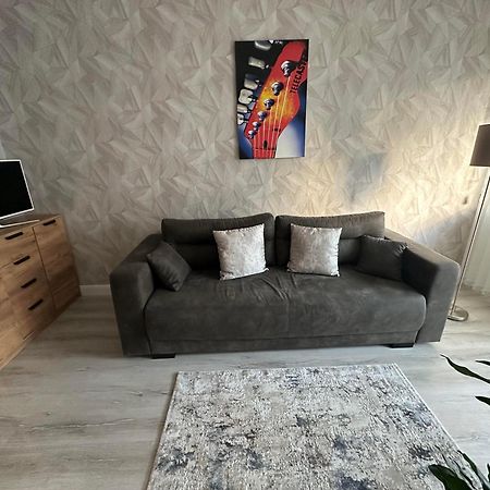City Park Apartman บูดาเปสต์ ภายนอก รูปภาพ